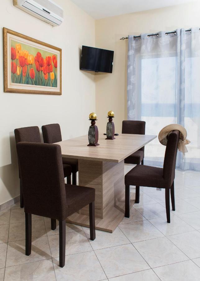 Mavros Molos Seaside Apartment *