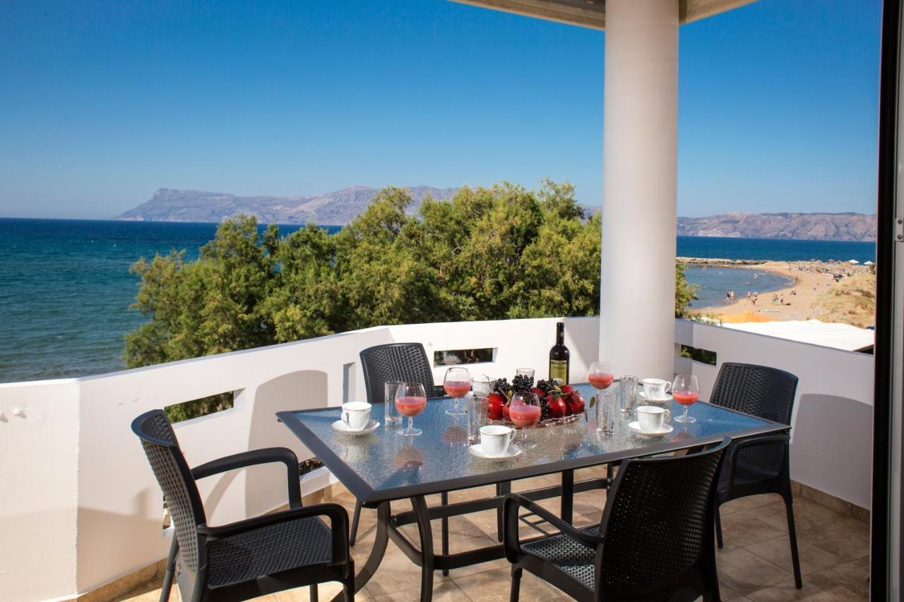 Mavros Molos Seaside